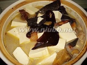河蚌汤的做法 河蚌豆腐汤的做法，河蚌豆腐汤怎么做好吃，河蚌豆腐汤的家常做法