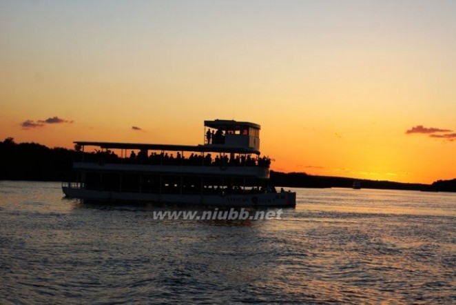 赞比西河 南部非洲（二）：等待赞比西河的落日，尽赏美妙时光（实拍）