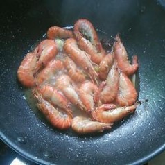 红焖大虾的做法 红焖大虾如何做 红焖大虾最正宗的做法
