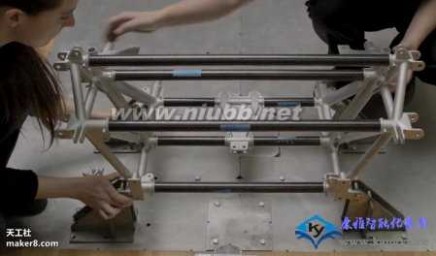 3d打印跑车诞生 全球首辆3D打印超级跑车“刀锋”诞生