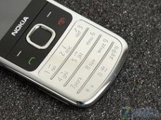 酷炫金属3G手机 限定版诺基亚6700c降价 