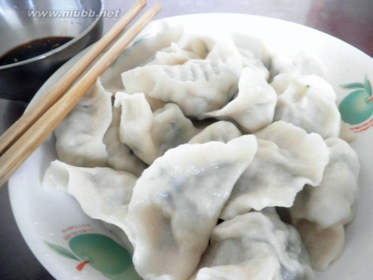 荠菜饺子的做法 荠菜饺子的做法,荠菜饺子怎么做好吃,荠菜饺子的家常做法