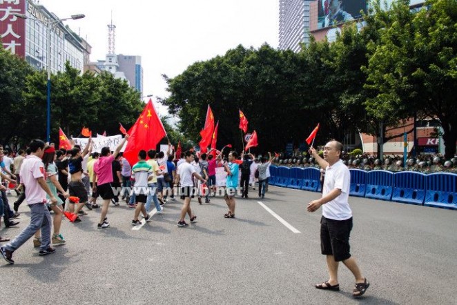 【独家图文纪实】2012年9月16日与9月18日广州反日示威游行