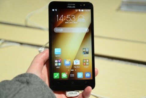 华硕ZenFone 2怎么样 全球首款4GB内存手机发布