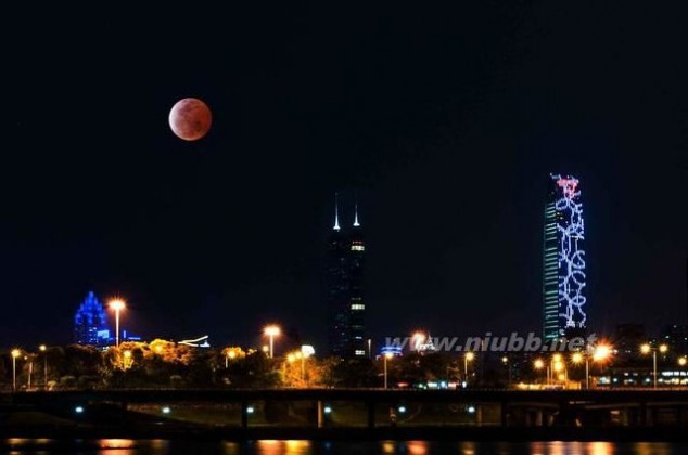 红色的月亮 全球多地惊现红月亮：月亮你为什么这么红 我国红月亮观测全纪录
