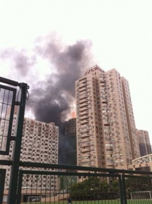 上海静安区大火 20101115上海静安大火全记录 生活在高层的我们安全吗|搜房地产资讯