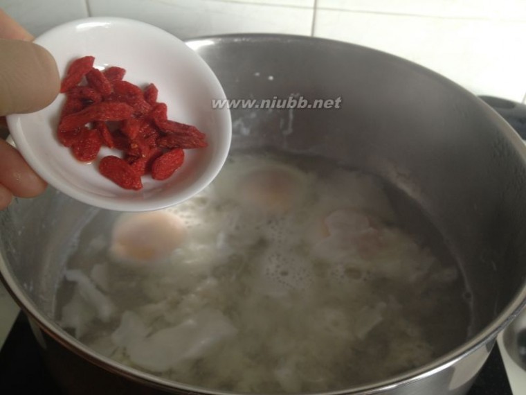 醪糟水 酒酿水铺蛋的做法，酒酿水铺蛋怎么做好吃，酒酿水铺蛋的家常做法