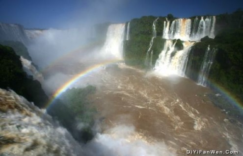 巴西伊瓜苏大瀑布图片