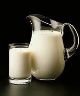喝牛奶丰胸吗 【喝牛奶能丰胸吗】喝牛奶能不能丰胸