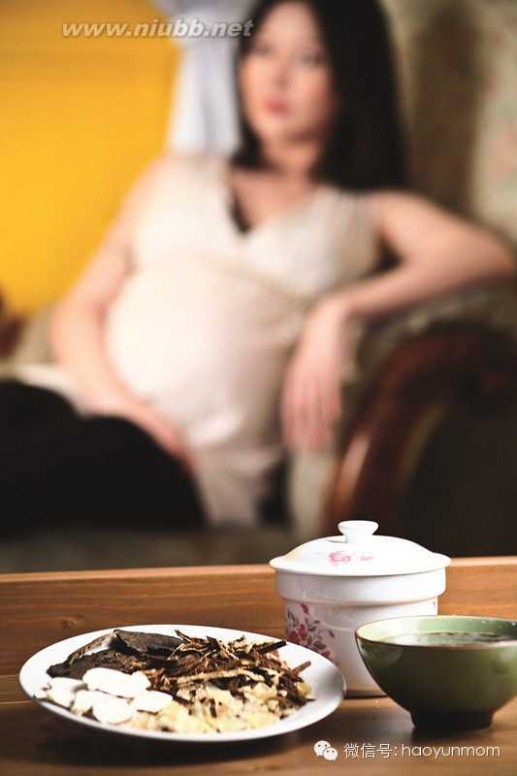 李念 怀孕 明星孕事：李念怀孕7个月长28斤