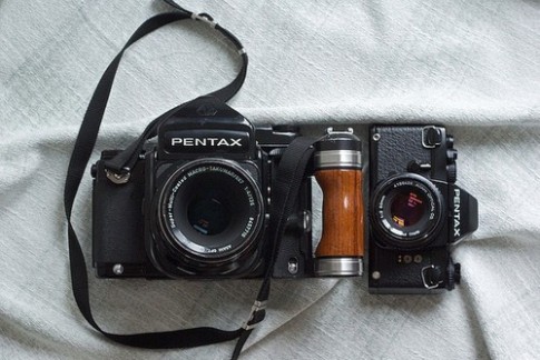 买相机要注意什么 如何选购老相机 选购二手胶卷相机需要注意什么