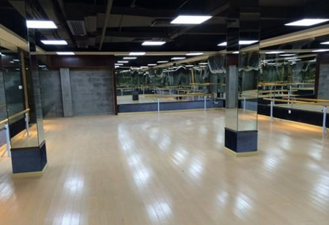 舞蹈室专用地板的安装流程及保养方法