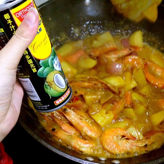 咖喱虾 黄金咖喱虾的做法，黄金咖喱虾怎么做，黄金咖喱虾的家常做法