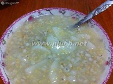 小米粥的做法 小米粥的神仙吃法，小米这样吃最补人！
