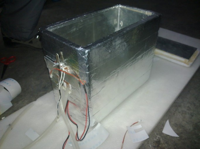 DIY半导体制冷冰箱制作全过程（攻略）