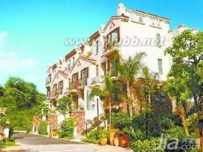 naga上院豪宅 小龙女或由成龙接管 亿万豪宅不如父爱