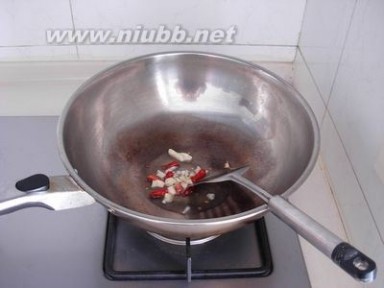 白萝卜排骨汤的做法 肉丸白萝卜汤的做法,肉丸白萝卜汤怎么做好吃,肉丸白萝卜汤的家常做法