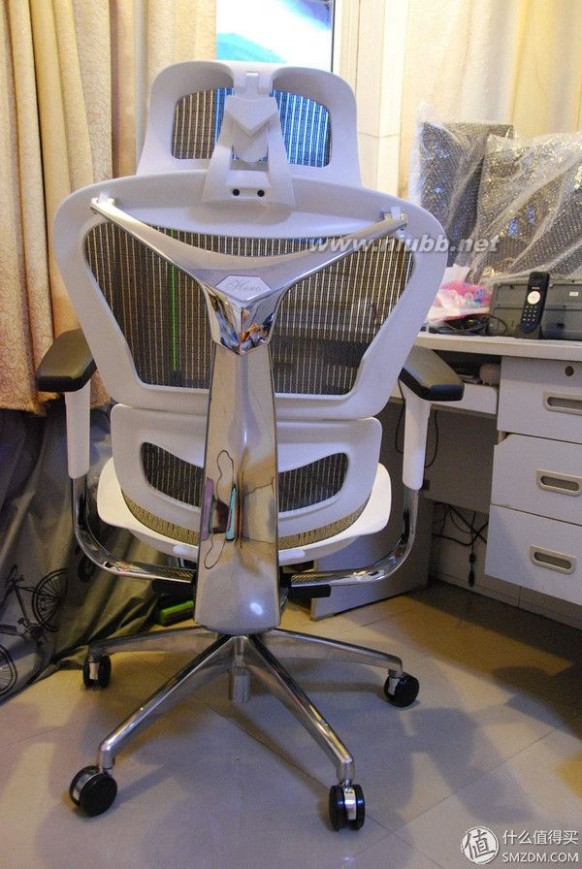 人体工学椅 原版《屌丝的逆袭——人体工学椅体验》