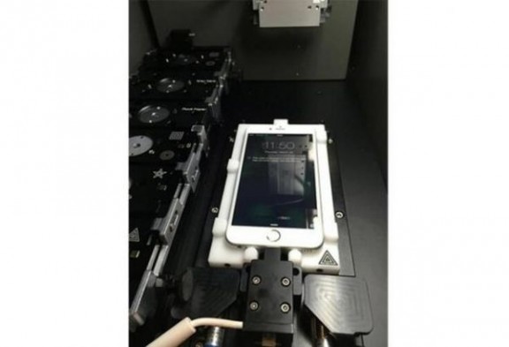iPhone维修和校准设备曝光 看上去像小作坊
