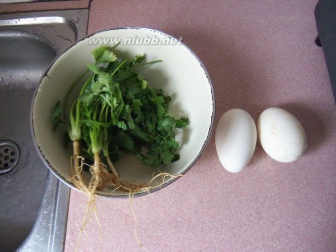 香菜炒蛋 香菜炒鹅蛋的做法，香菜炒鹅蛋怎么做好吃，香菜炒鹅蛋的家常做法