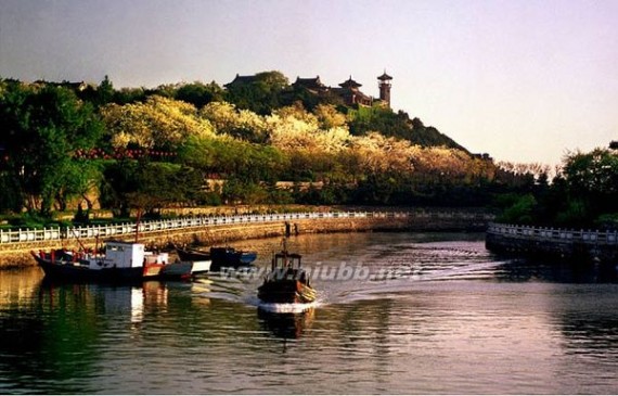 蓬莱阁门票价格 蓬莱阁好玩吗，蓬莱阁景区有什么好玩的，蓬莱阁门票怎么预订多少钱。