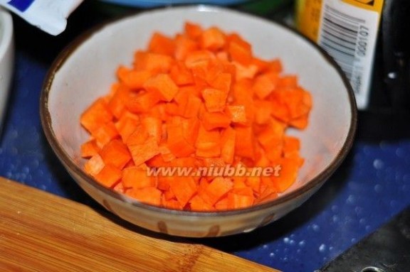 焗饭 土豆胡萝卜芝士焗饭的做法,土豆胡萝卜芝士焗饭怎么做好吃,土豆胡萝卜芝士焗饭的家常做法