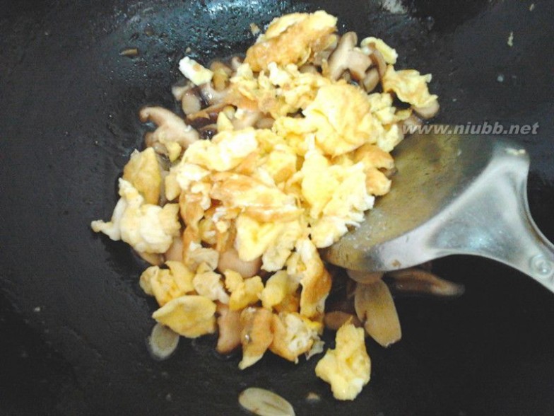maggie ma 香菇炒蛋的做法，香菇炒蛋怎么做好吃，香菇炒蛋的家常做法