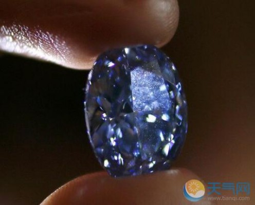 最大椭圆形鲜彩蓝钻 最大椭圆形鲜彩蓝钻曝光 10.10克拉价值2.27亿