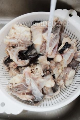 【安康鱼炖豆腐】--海里最丑的鱼的爱情故事_安康鱼的做法