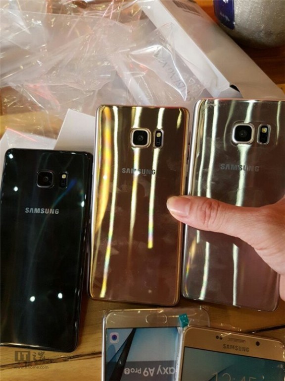 三星Note7包装盒、真机齐现身：配置揭晓