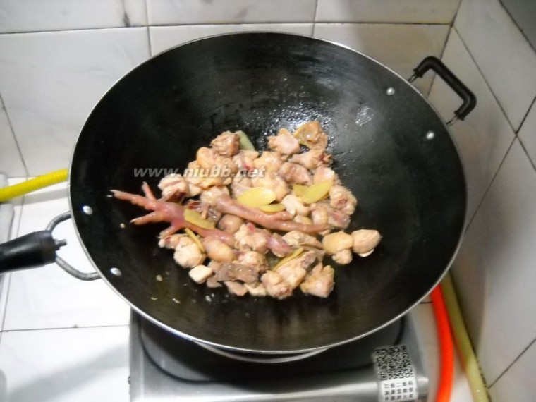 煨汤 瓦罐鸡汤的做法，瓦罐鸡汤怎么做好吃，瓦罐鸡汤的家常做法