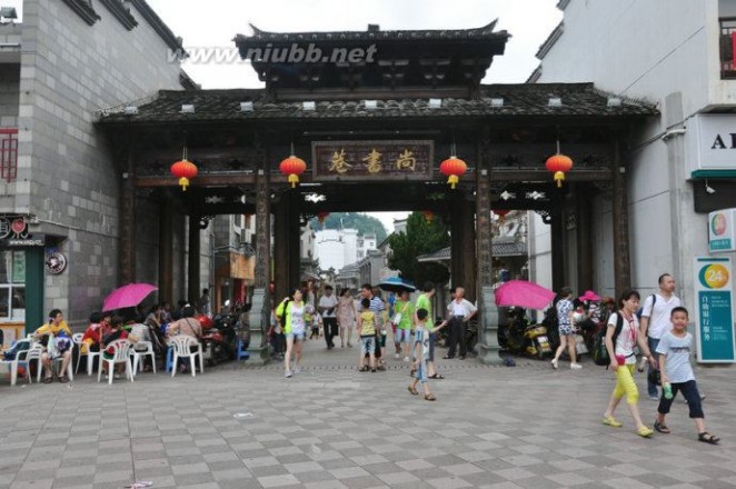 倾盆大雨下的泰宁大金湖峡谷漂流__福建阿昆