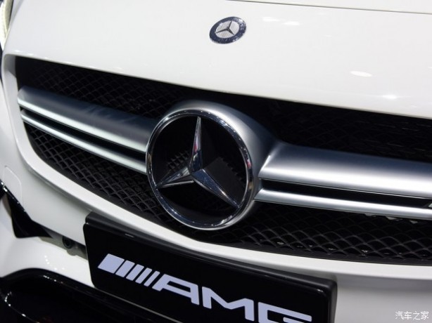 梅赛德斯-AMG 奔驰A级AMG 2016款 AMG A 45 4MATIC