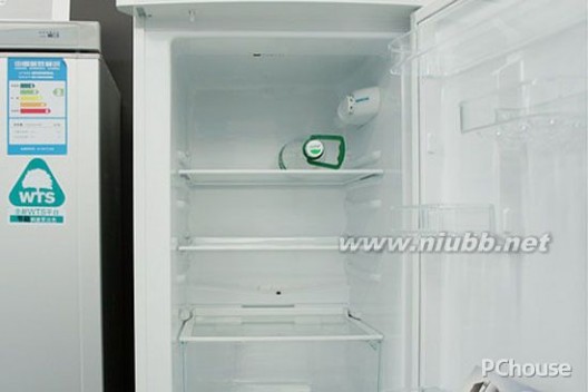 冰箱冷藏室结霜 冰箱冷藏室结霜原因 除霜小妙招