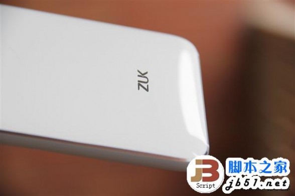 1799元ZUK Z1对比图赏：iPhone 6醉了