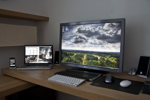 Simbe90 Desk Setup
