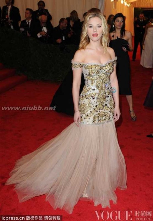 met ball 谁去了Met Ball？她们都穿了什么？