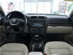 斯柯达 上海大众斯柯达 明锐 2010款 1.4TSI DSG逸俊版