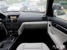 奔驰 北京奔驰 奔驰C级 2010款 C200 CGI 时尚型