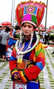 民族特色服饰 中国56个民族特色服饰
