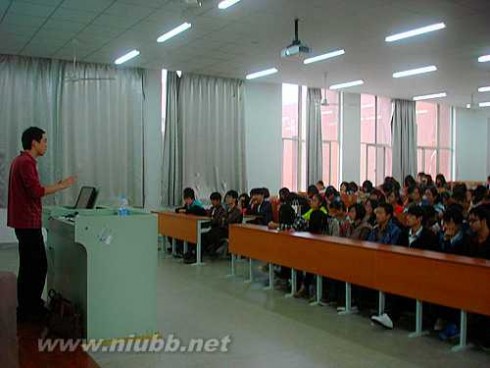 堪舆学讲座 张泽帆老师受邀为南京林业大学做现代堪舆系列讲座