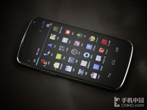 顶级四核巅峰战Nexus4对决小米手机2