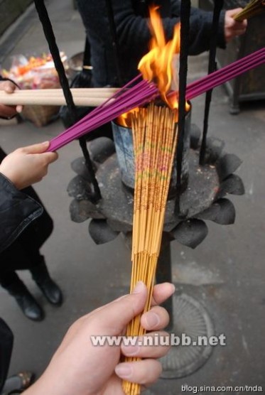 杭州风景----灵隐寺攻略，飞来峰造像，一线天，