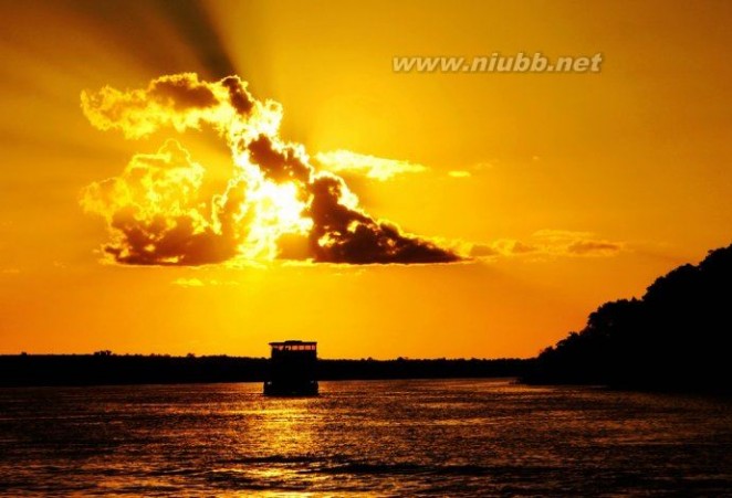 赞比西河 南部非洲（二）：等待赞比西河的落日，尽赏美妙时光（实拍）