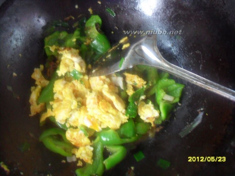 菜椒 菜椒炒鸡蛋的做法，菜椒炒鸡蛋怎么做好吃，菜椒炒鸡蛋的家常做法